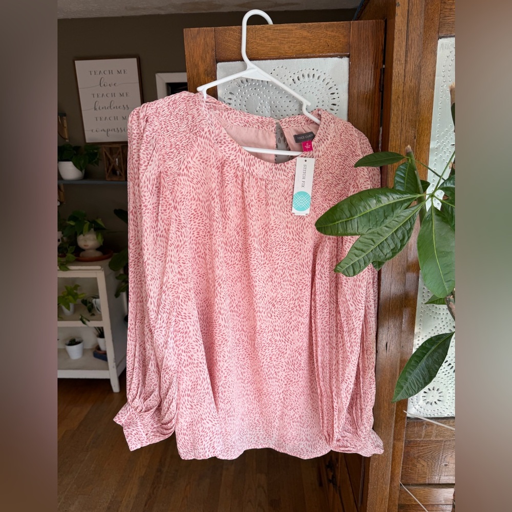 Vince Camuto Pink Patterned Smock Top